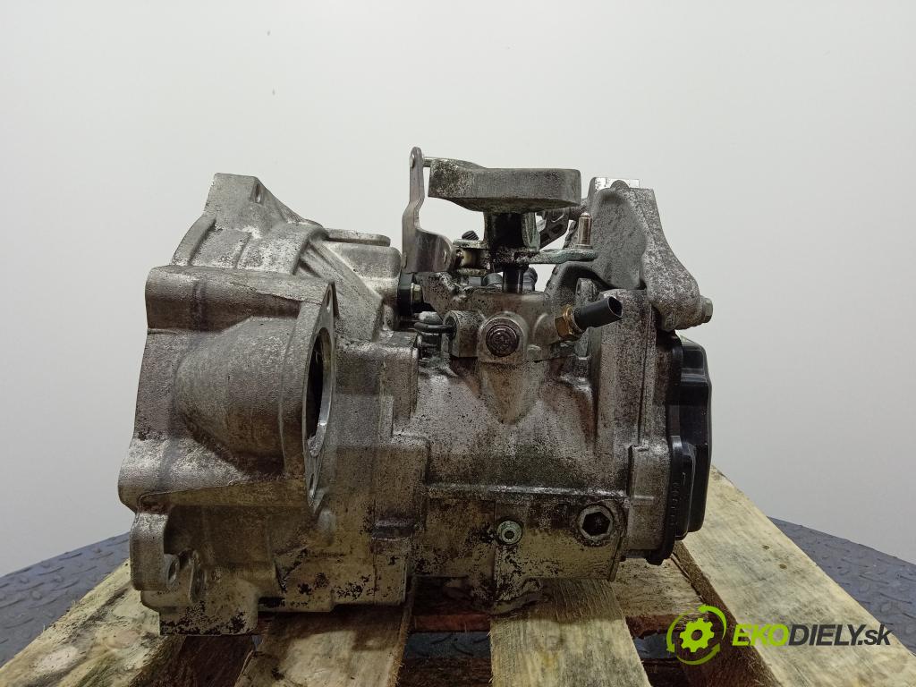 Audi A3 2004 prevodovka Manualna GQQ