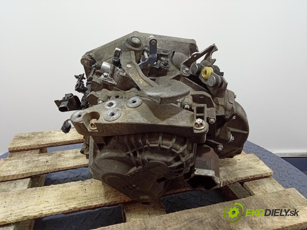 Opel Astra 2006 prevodovka Manualna M32