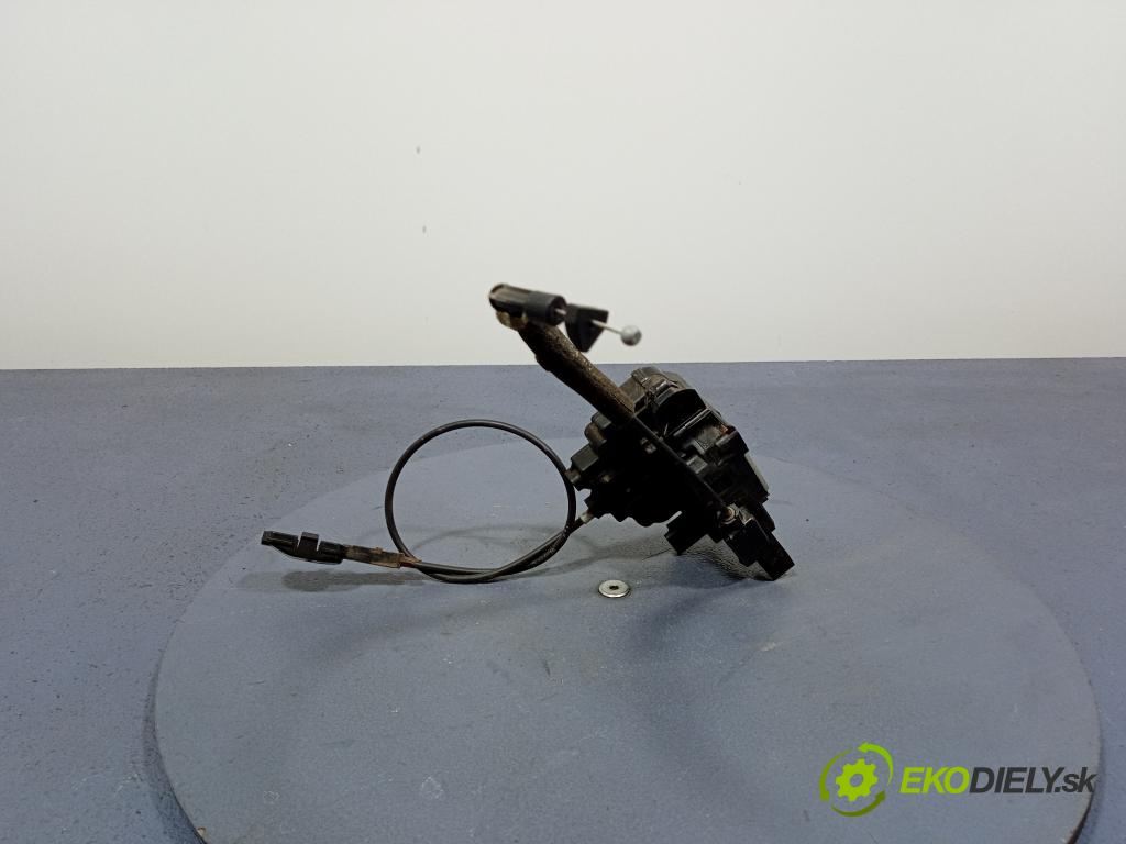 Renault Modus 2006 zámek dveře před Levý: 01