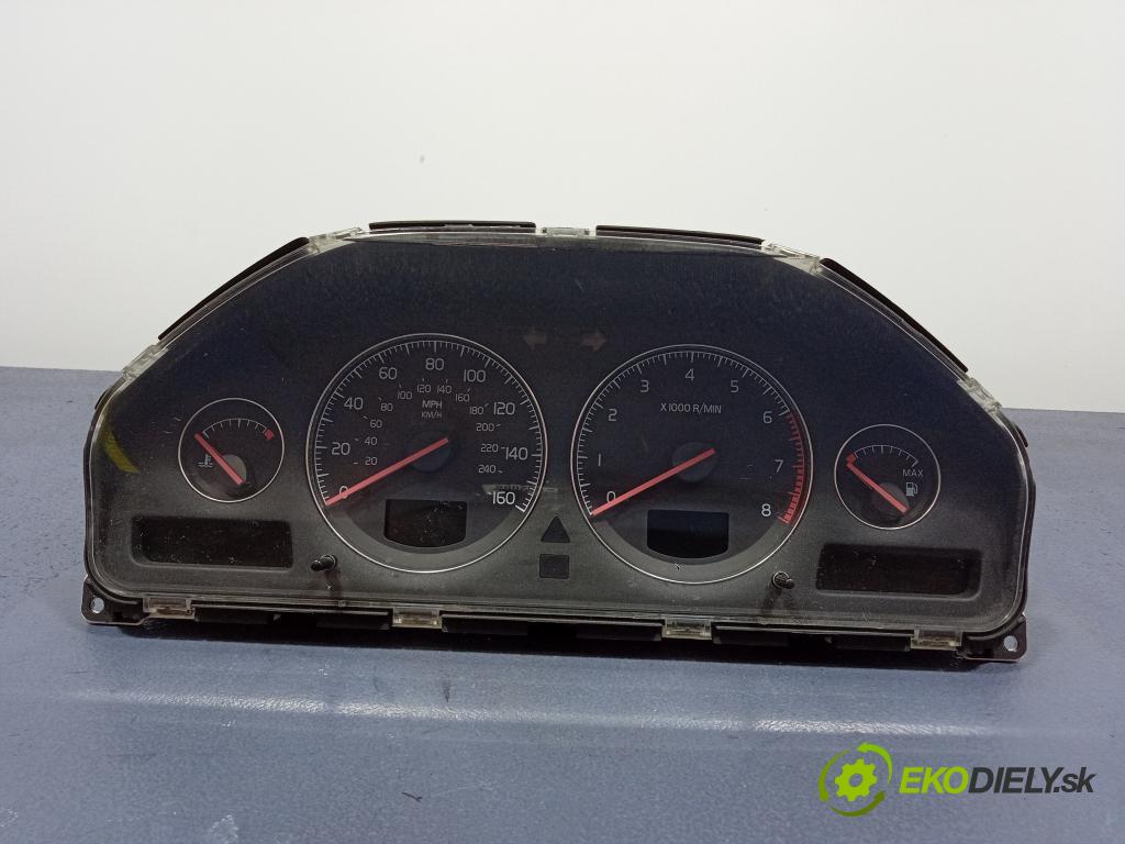 Volvo V70 2004 Přístrojová deska 9499669