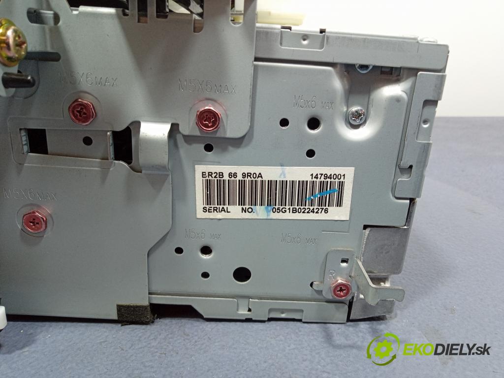 Mazda 3 2005 Radio I Navigácia: BR2B66AR0