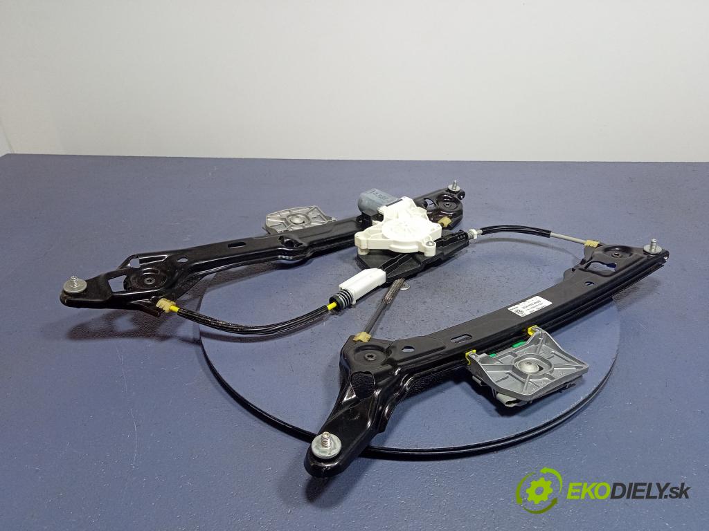 Vw Arteon 2020 mechanismus stahování Sklenka: Zad: v pravo: 3G8839462B