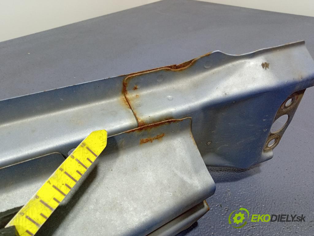 Honda Jazz 2004 výztuha narazník před 01