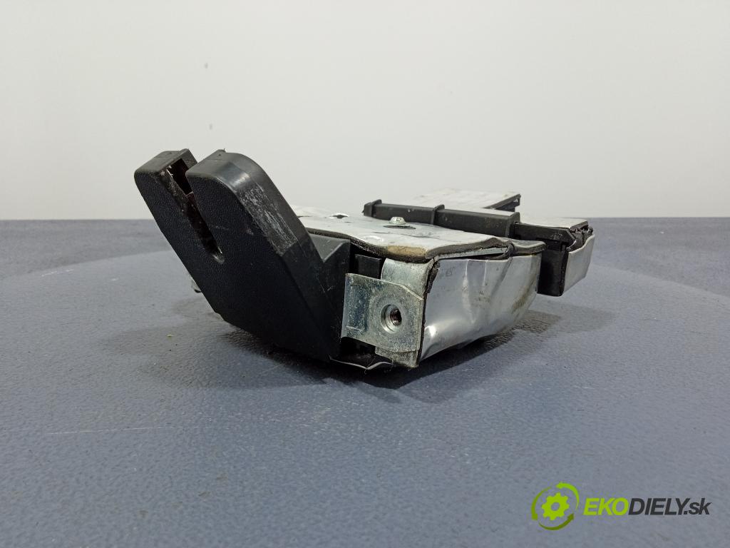 Opel Vectra 2007 zámek Klapky: kufr 24467824