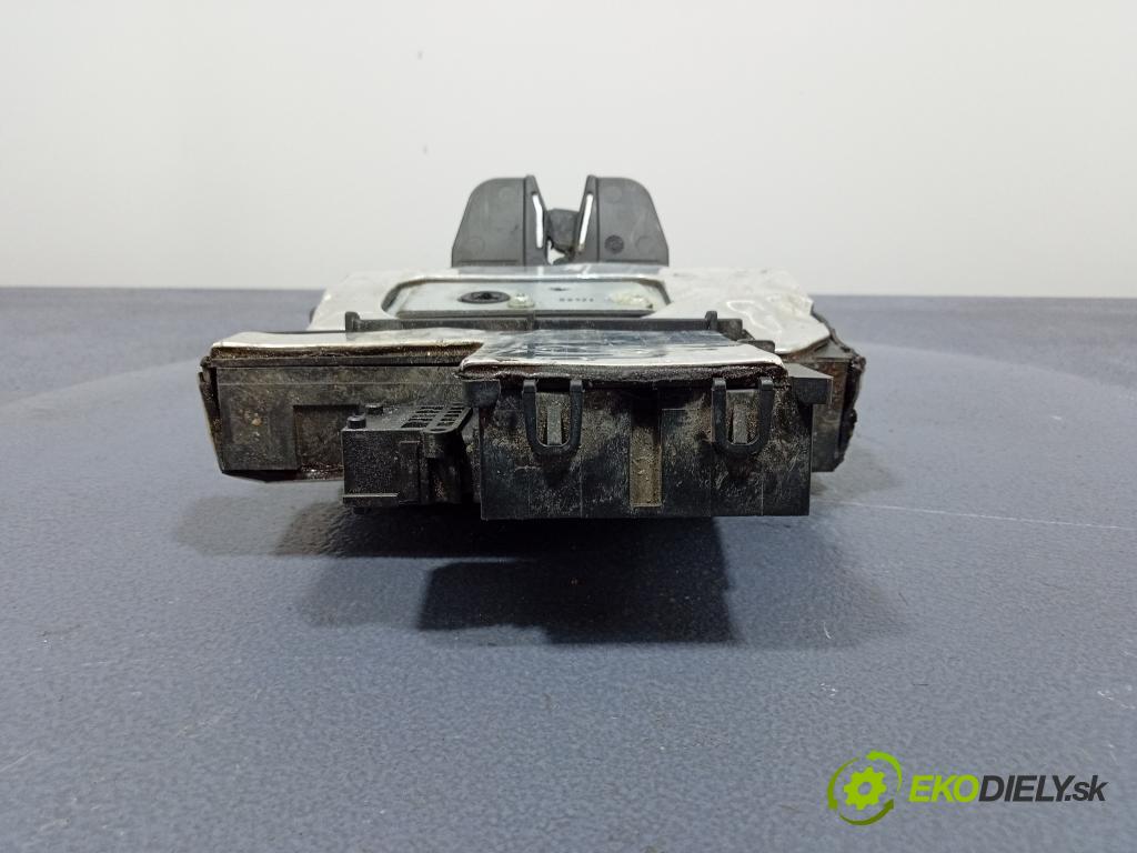 Opel Vectra 2007 zámek Klapky: kufr 24467824