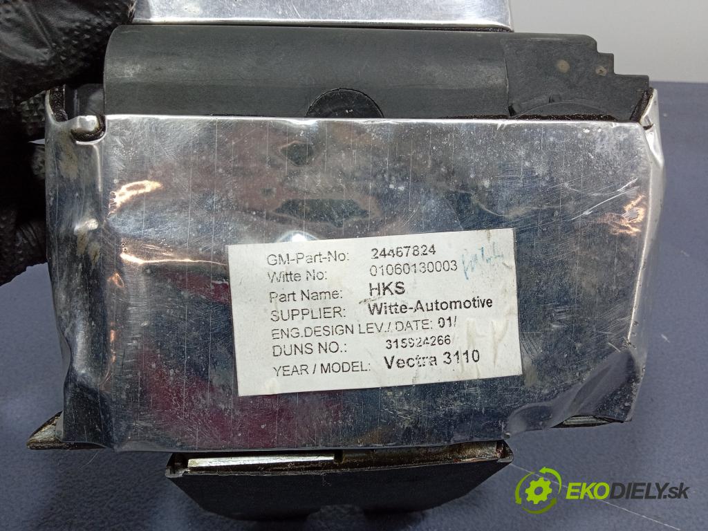 Opel Vectra 2007 zámek Klapky: kufr 24467824