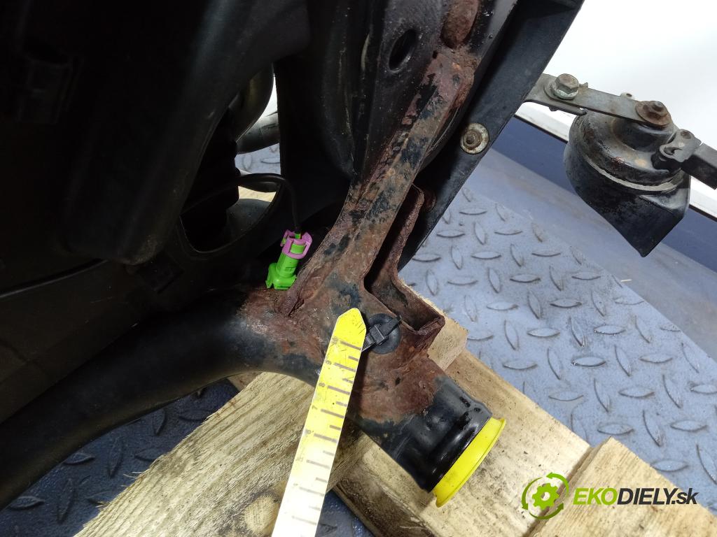 Vw Passat 2003 výztuha Čelní / stěna Přední 3B0805594