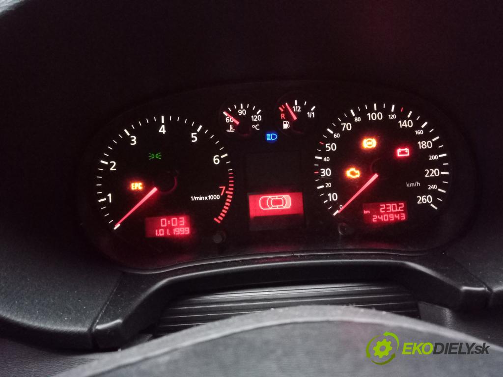 Audi A3 1999 Přístrojová deska 8L0920900A
