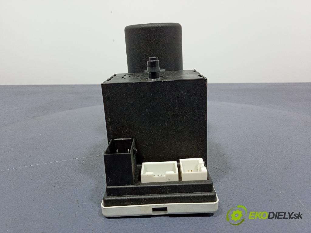 Audi A3 1999 čerpadlo Centrální Zámek 8L0862257K