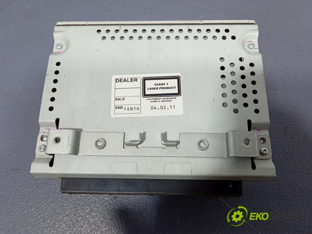 Ford Fiesta 2011 Radio I Navigácia: AA6T-18C815-AD