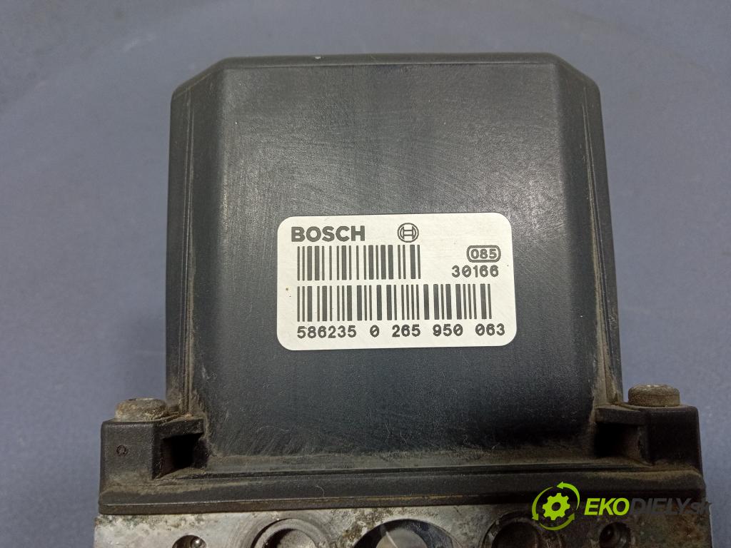 Skoda Superb 2005 čerpadlo ABS x 3U0614517D