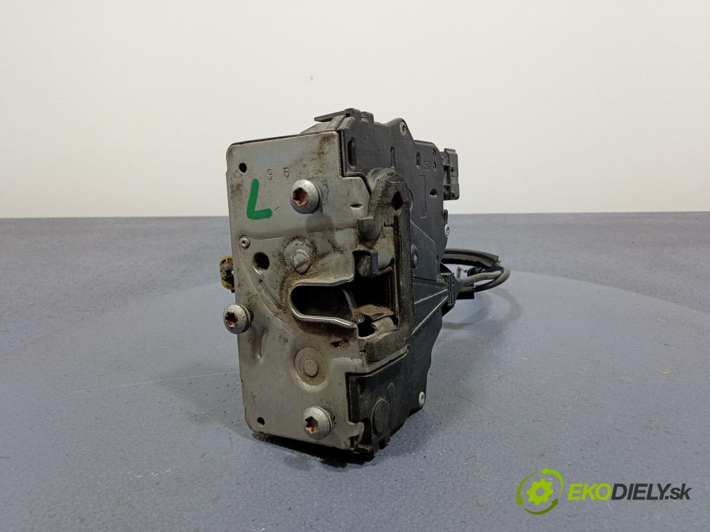 Fiat Punto 2007 zámek dveře před Levý: 51797557