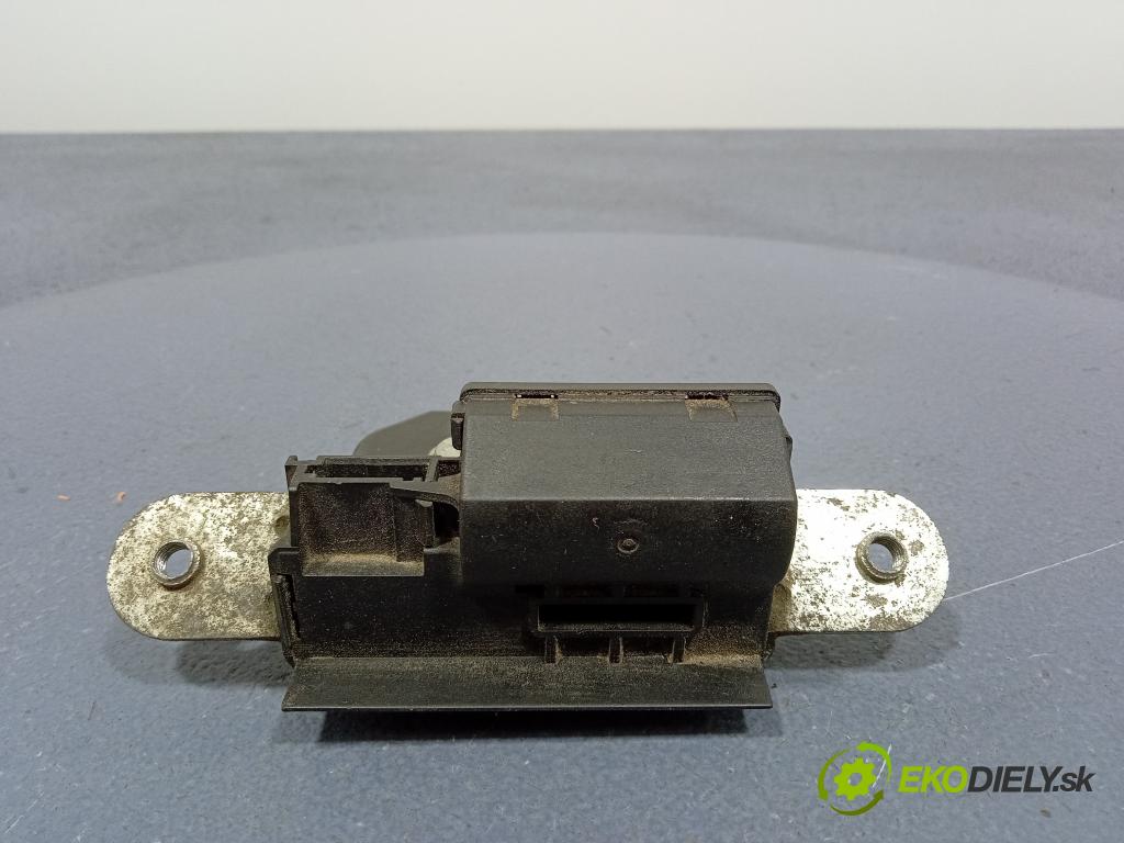 Fiat Punto 2007 zámek Klapky: kufr 55701971
