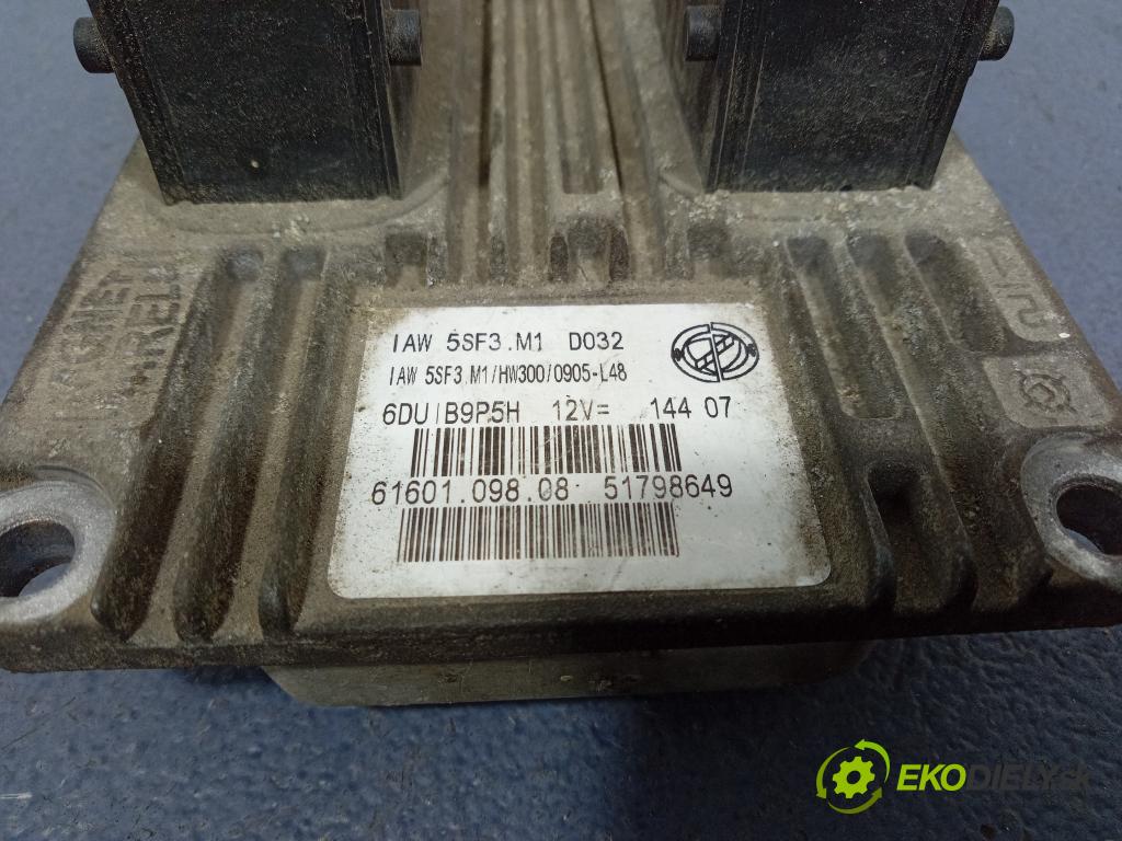 Fiat Punto 2007 řídící jednotka Motor: 51798649