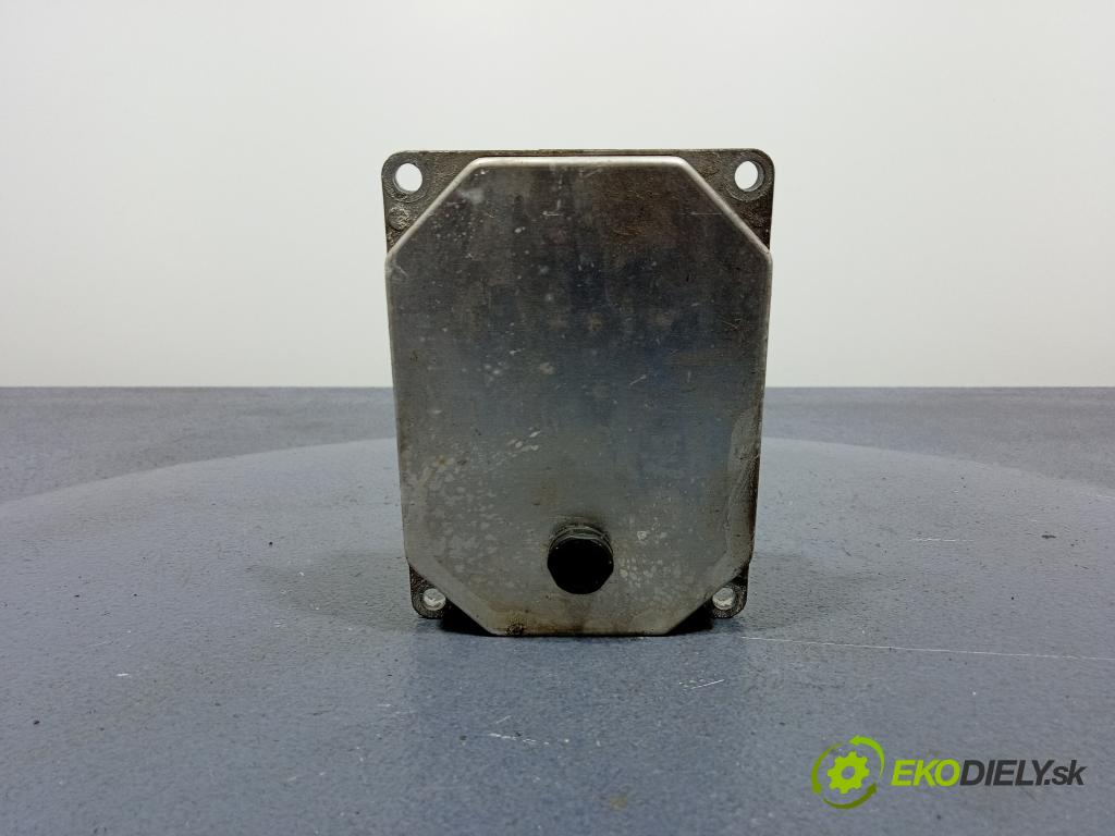 Fiat Punto 2007 řídící jednotka Motor: 51798649