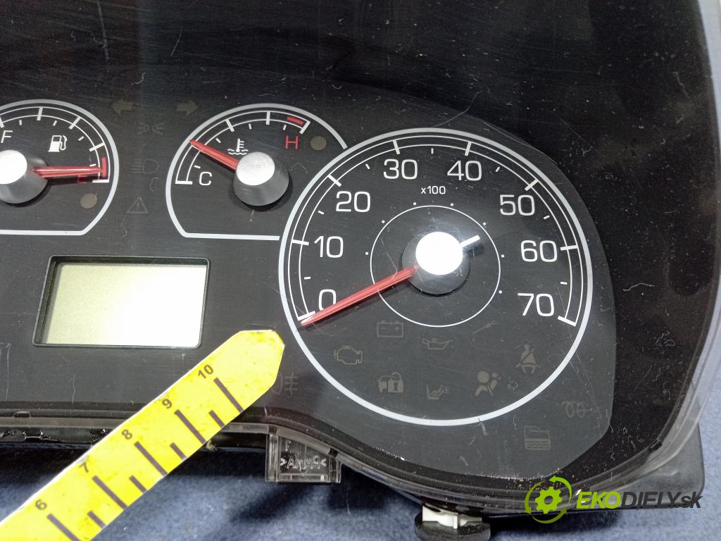 Fiat Punto 2007 Přístrojová deska 5550011005