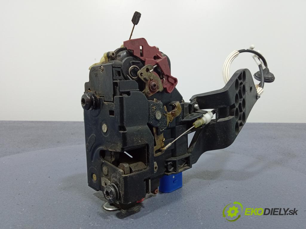 Vw Touareg 2004 zámek dveře před Levý: 3D1837015C