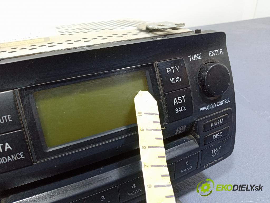 Toyota Corolla 2004 Radio I Navigácia: 86120-02380