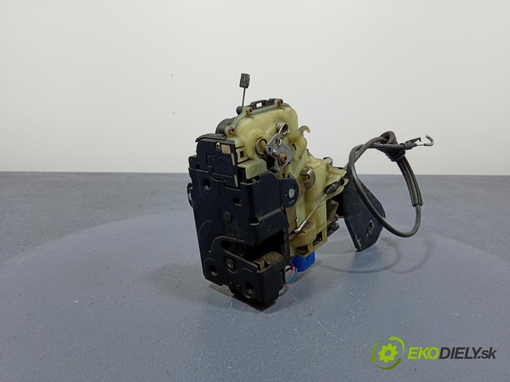Vw Transporter 2006 zámek dveře před Levý: 3B1837015AM