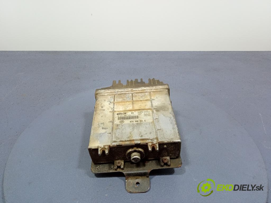 Vw LT 1997 řídící jednotka Motor: 074906021E