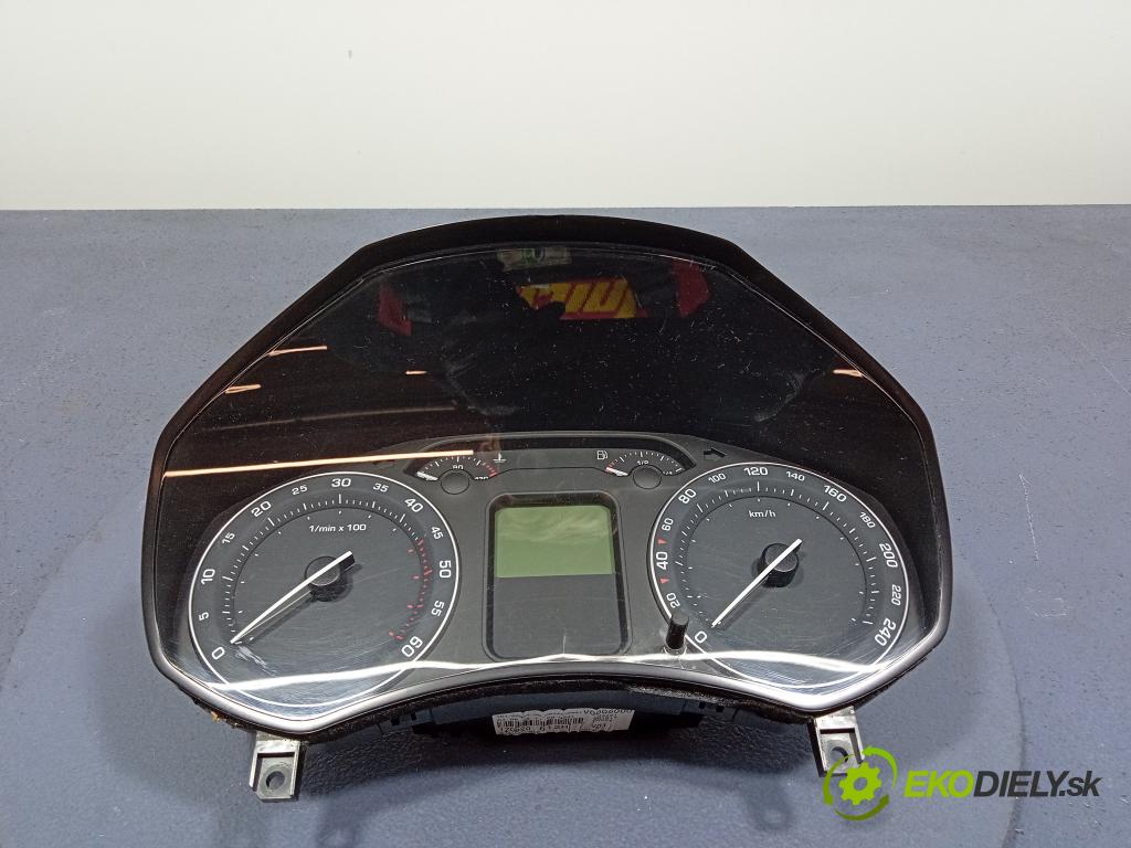 Skoda Octavia 2008 prístrojovka/ budíky 1Z0920812H