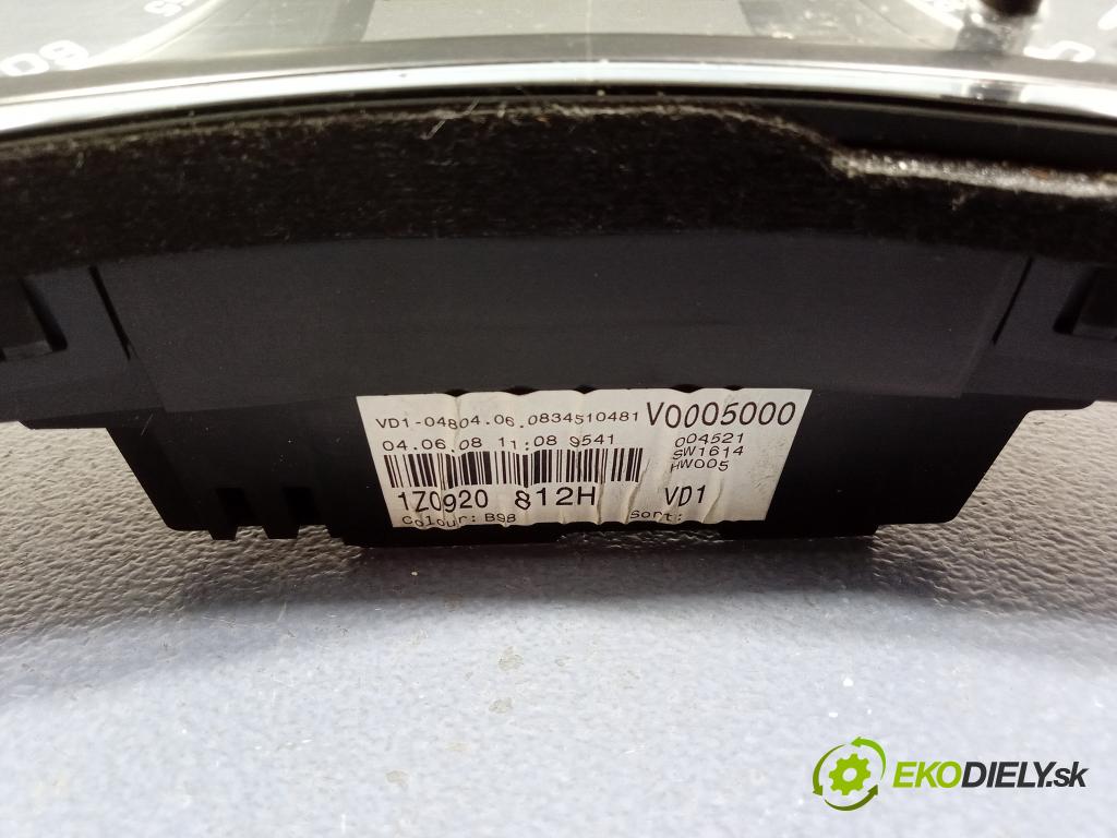 Skoda Octavia 2008 prístrojovka/ budíky 1Z0920812H