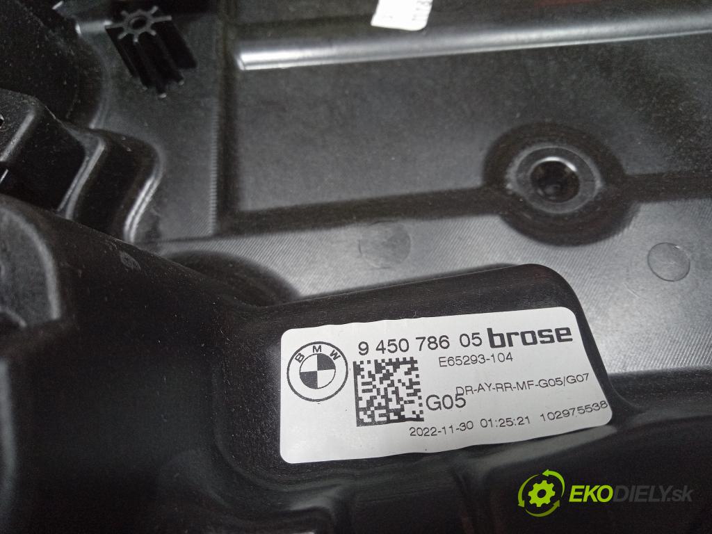 Bmw X5 2022 mechanismus stahování Sklenka: Zad: v pravo: 9450786