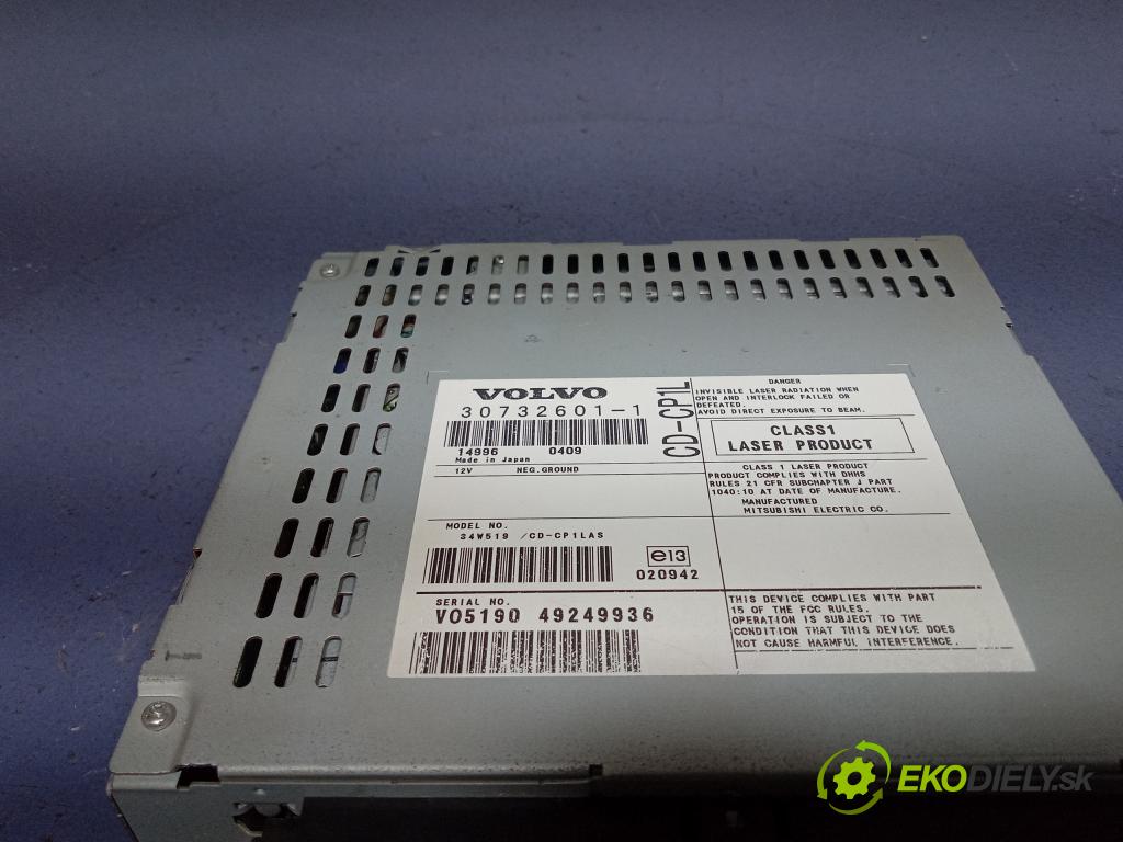 Volvo V50 2004 Radio I Navigácia: 30732601