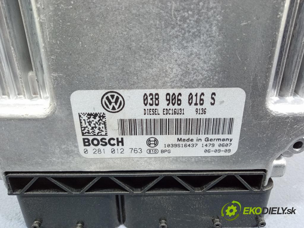 Vw Transporter 2006 řídící jednotka Motor: 038906016S