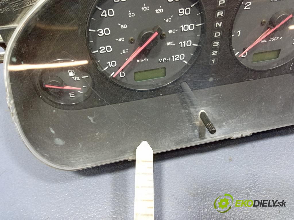 Subaru Legacy 2000 Přístrojová deska 85012AE61A