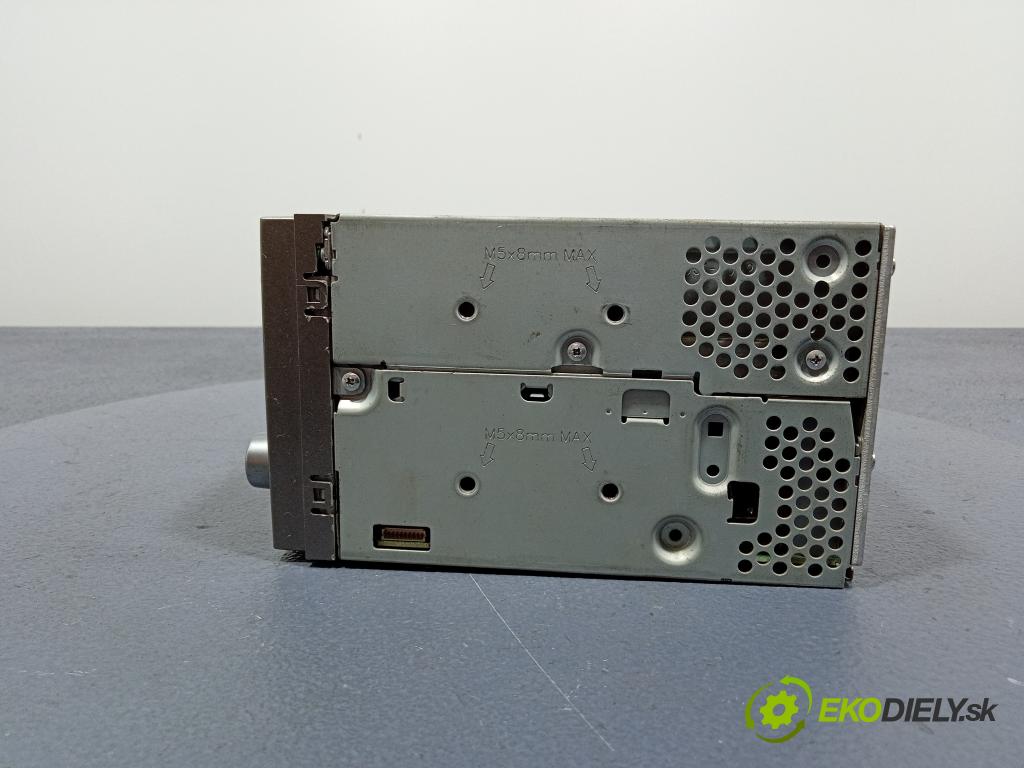 Subaru Legacy 2000 Radio I Navigácia: 276-0030-02