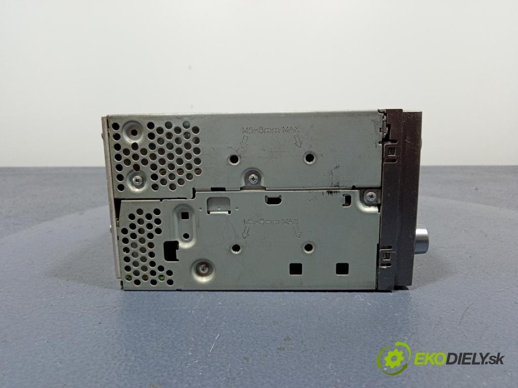 Subaru Legacy 2000 Radio I Navigácia: 276-0030-02