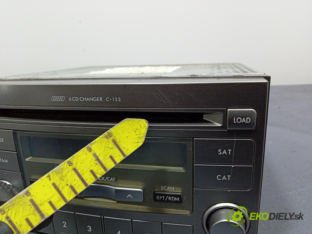Subaru Legacy 2000 Radio I Navigácia: 276-0030-02