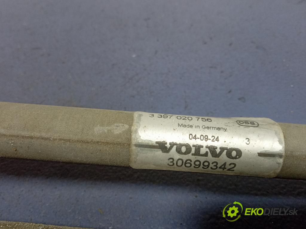 Volvo V50 2004 mechanismus motorek Stěrače: před 30699342