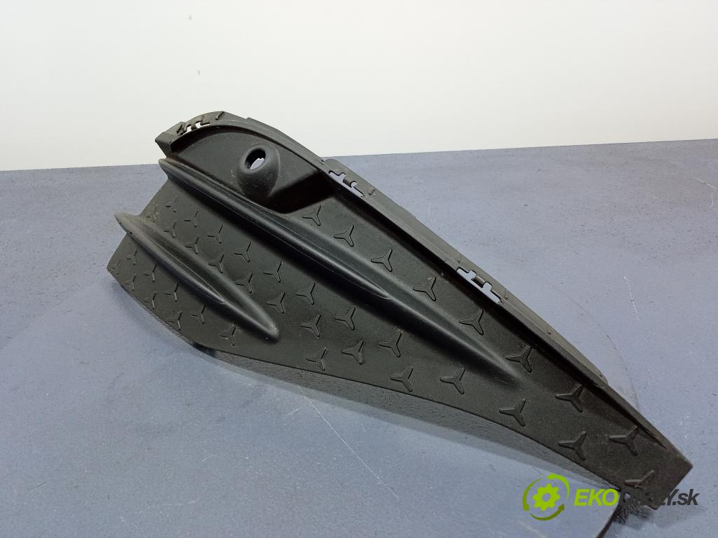 Mercedes E-klasa 0 nárazník před A2148853802