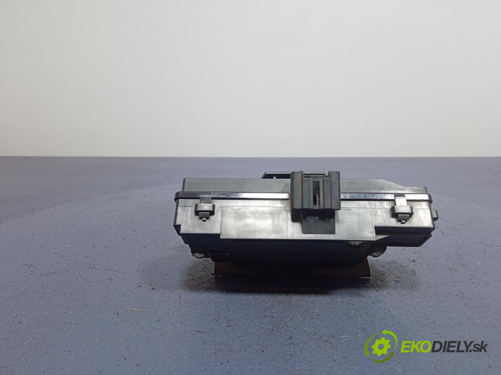 Volvo V50 2004 zámek Klapky: kufr 4N51-A442A66-AK