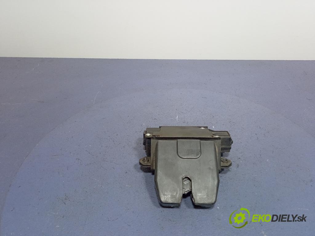 Volvo V50 2004 zámek Klapky: kufr 4N51-A442A66-AK