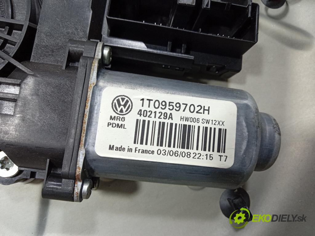Skoda Octavia 2008 mechanismus stahování Sklenka: před v pravo: 1Z1837656K