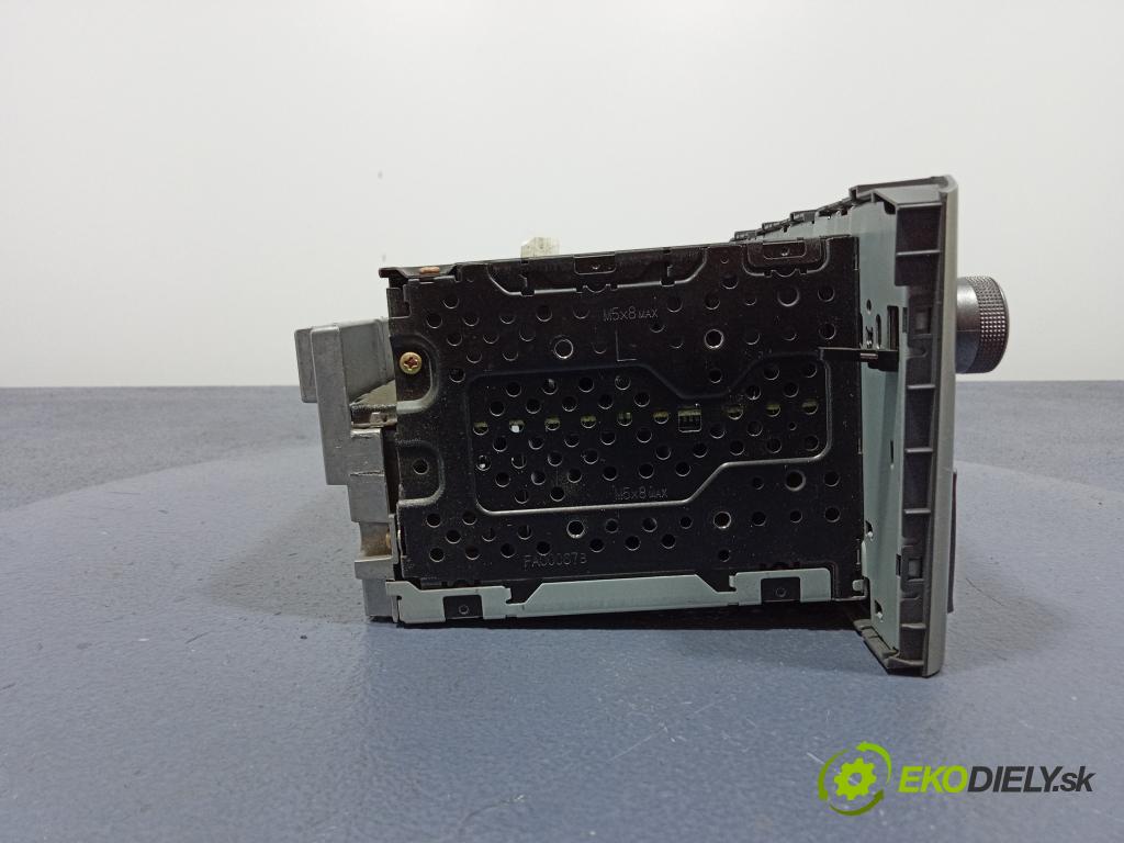 Toyota Avensis 2003 Radio I Navigácia: 86120-05080