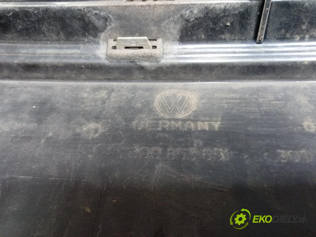 Vw Passat 2007 miežka / Gril: 3C0853651