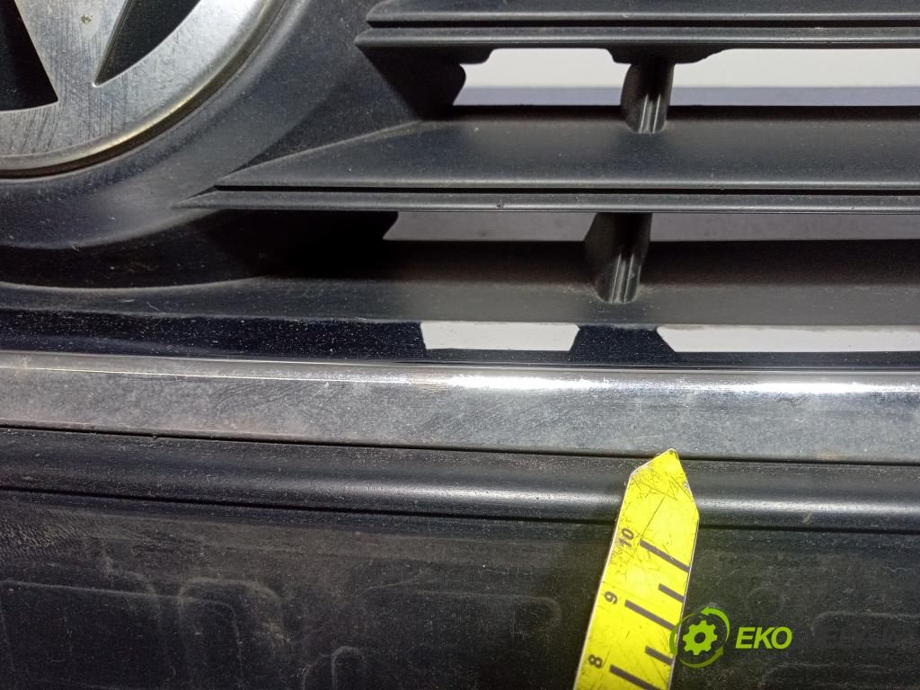 Vw Passat 2007 miežka / Gril: 3C0853651