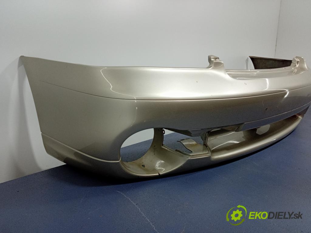 Subaru Legacy 2000 nárazník před 01
