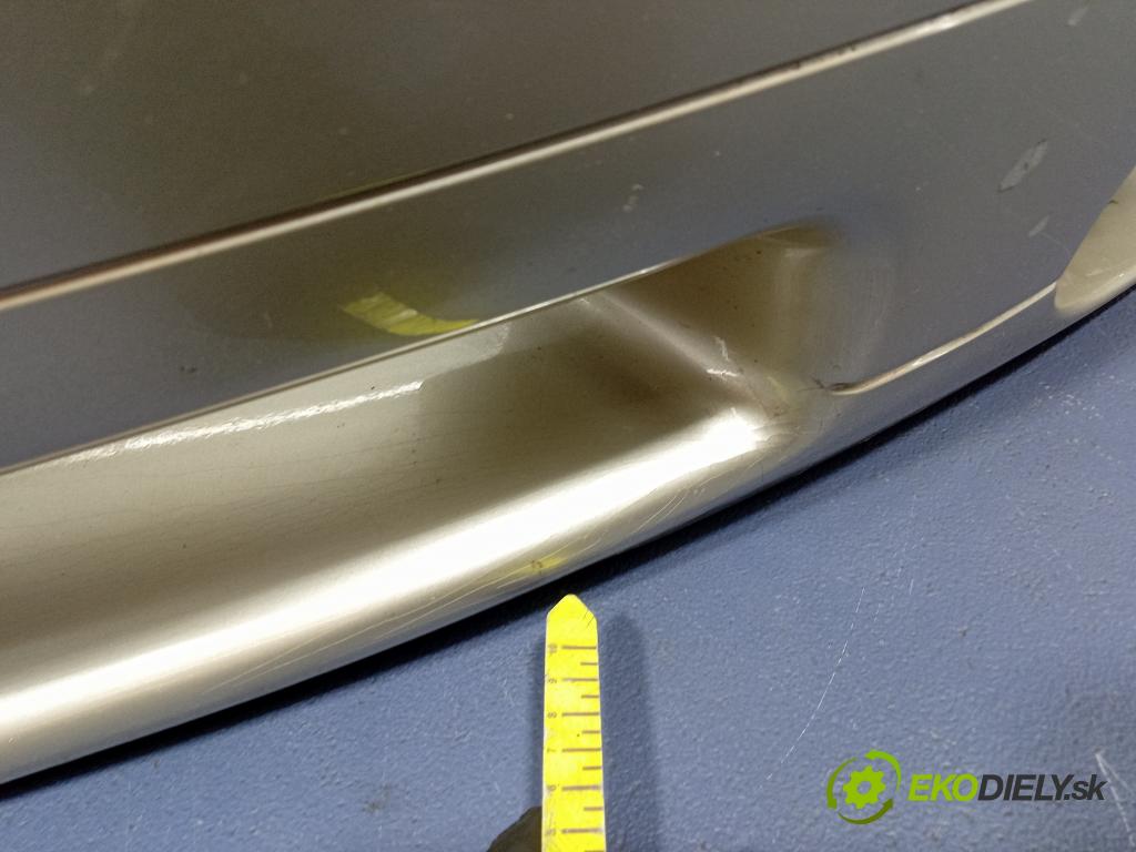Subaru Legacy 2000 nárazník před 01