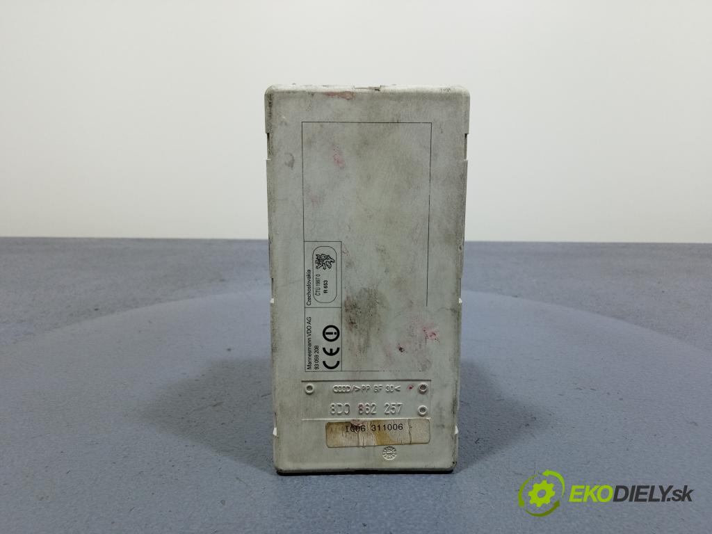 Audi A3 2001 čerpadlo Centrální Zámek 8D0862257