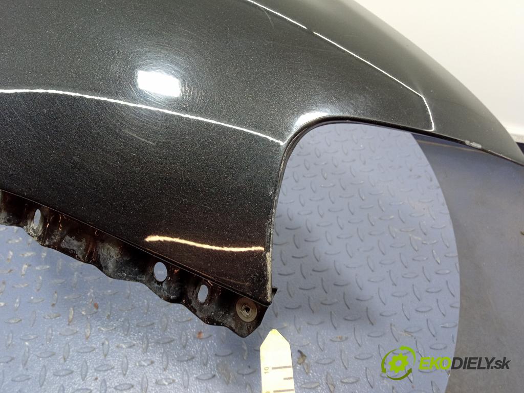 Audi A3 2001 blatnik před v pravo: 01