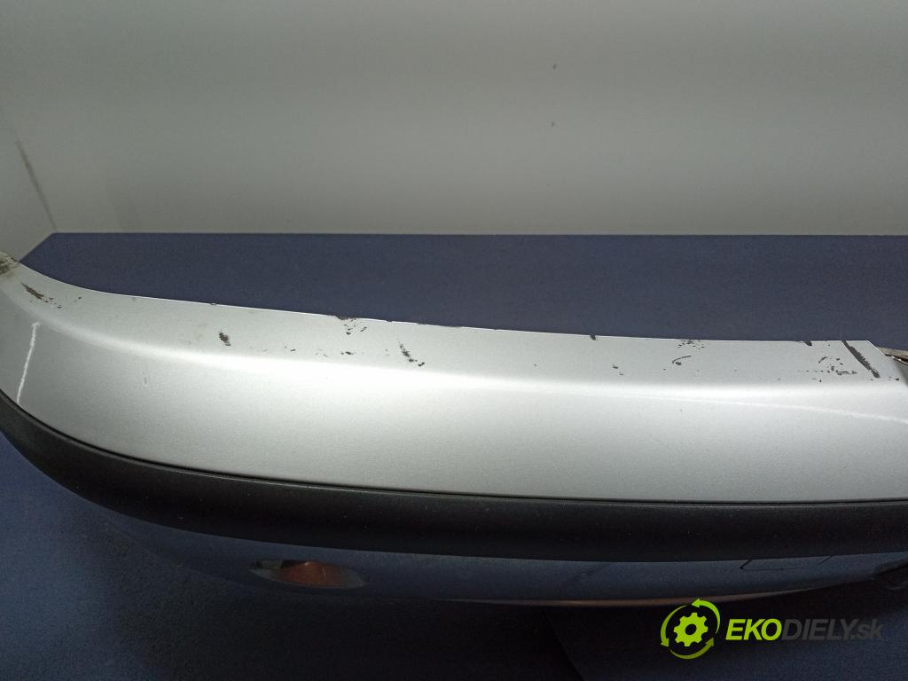 Bmw Seria 3 2004 nárazník před 7030586