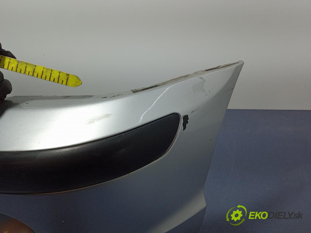Bmw Seria 3 2004 nárazník před 7030586