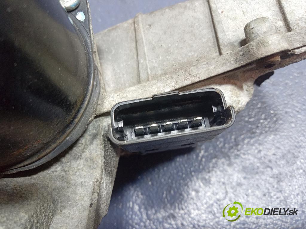 Renault Scenic 2009 mechanismus motorek Stěrače: před 01