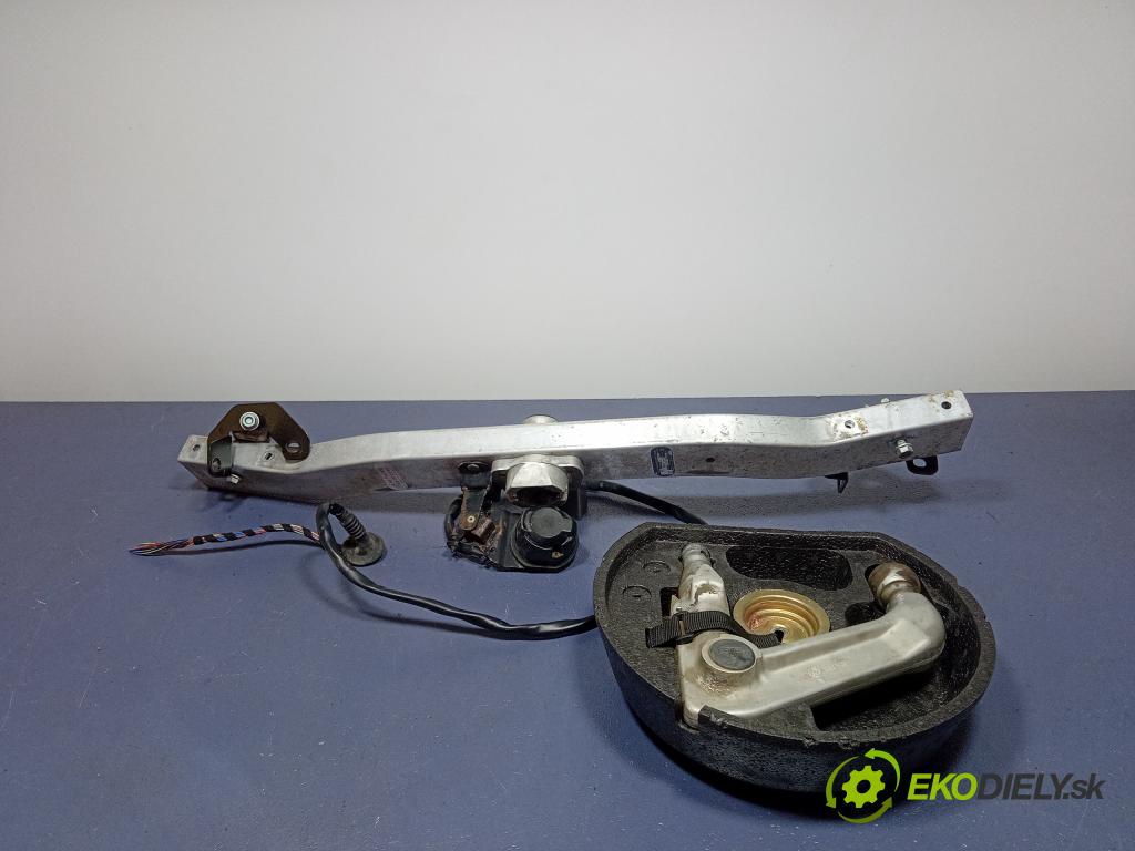 Bmw Seria 3 2004 oko Do Přívěsy 6751510