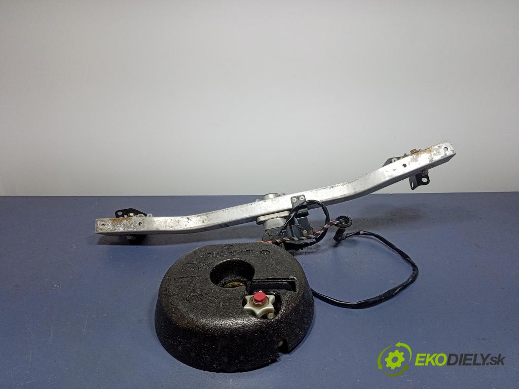 Bmw Seria 3 2004 oko Do Přívěsy 6751510